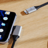Cable USB-C® 2.0 macho a macho con conector en forma de L - Imagen 3